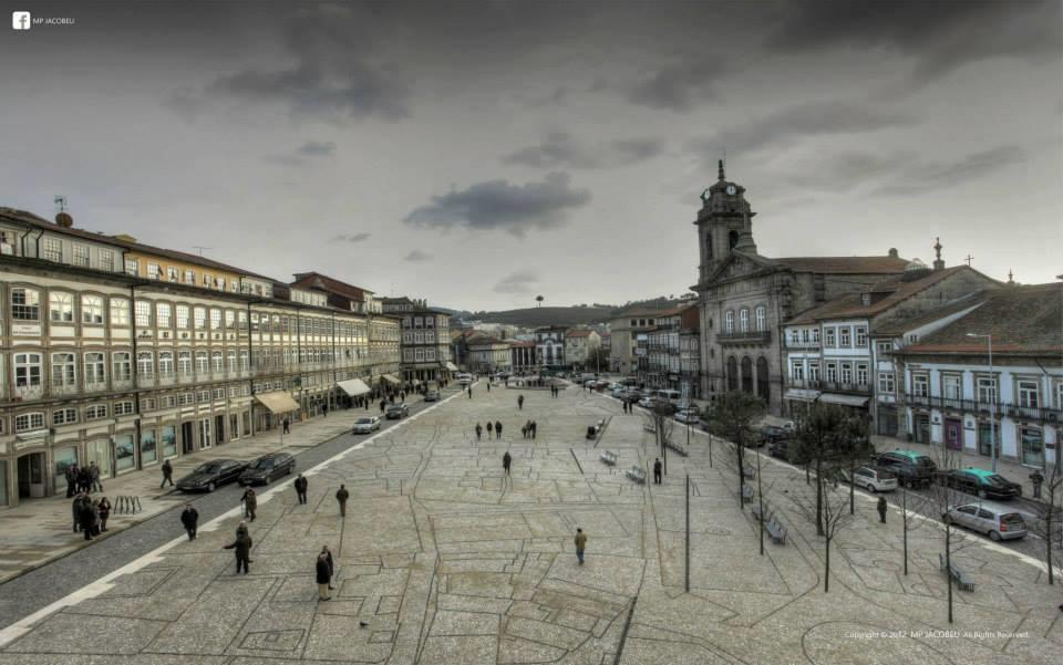 A L Da Praca Hotel Guimarães Exterior foto